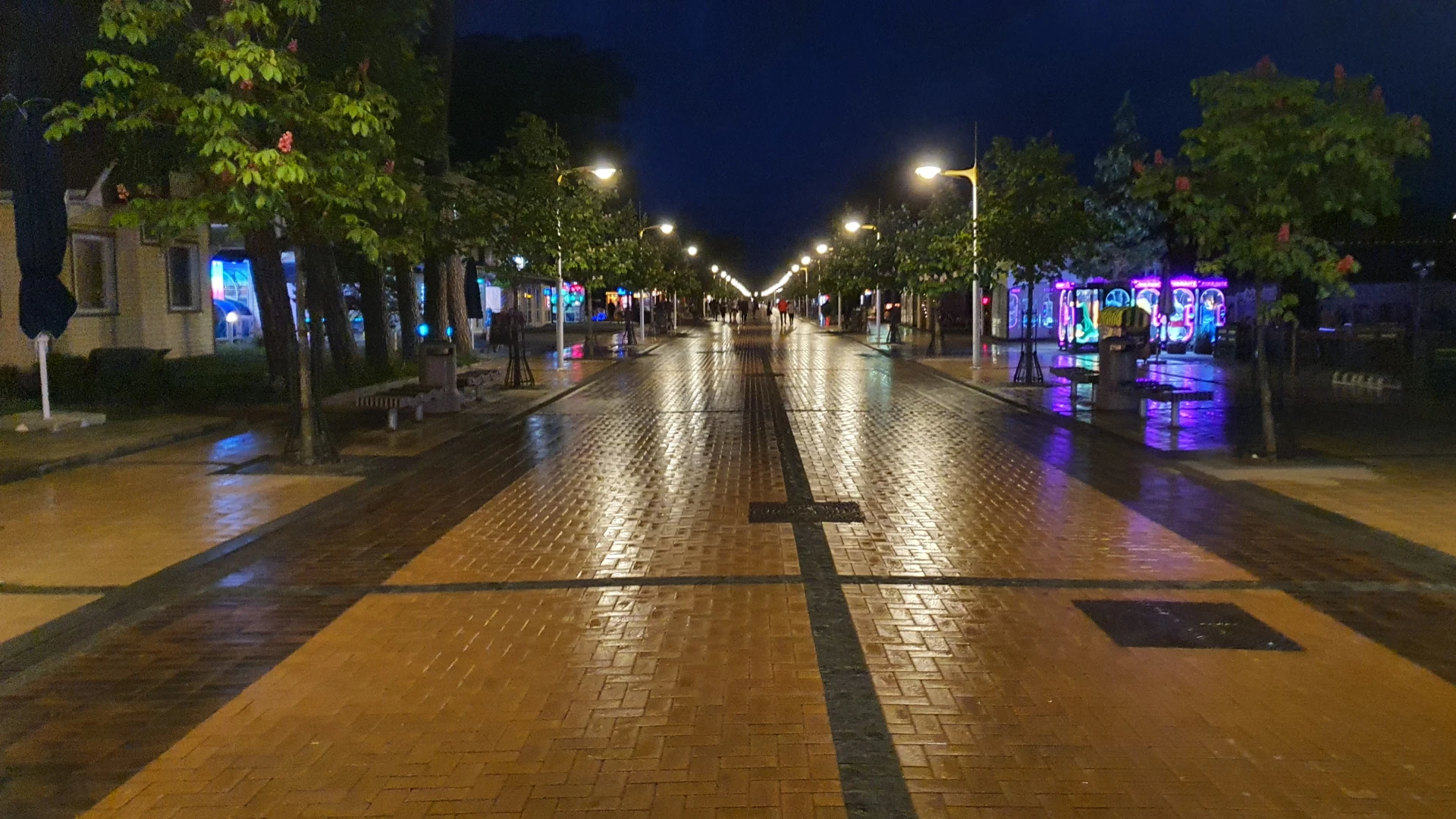 Summer 2 (June/July 2022), Used in channel outros and stream screens.